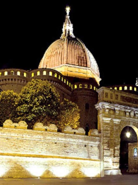 B&B La Casa di Isabella Loreto Esterno foto