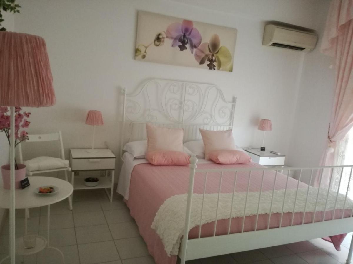 B&B La Casa di Isabella Loreto Esterno foto